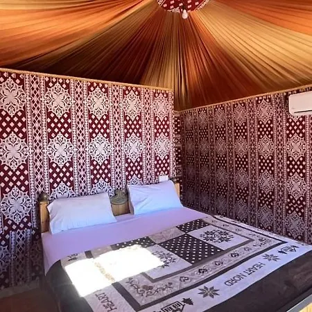غرووب وادي رم Hotel Exterior photo